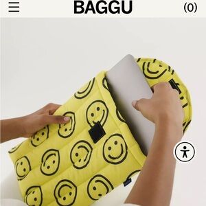 BAGGU Smiley Face Yellow Quilted Laptop Sleeve